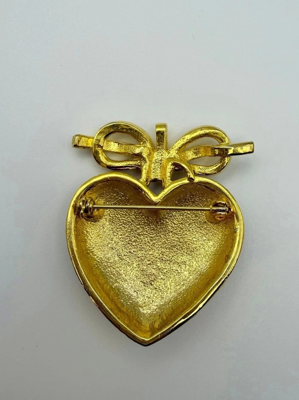Red Heart Bow Rhinestone Brooch Like New - Picture 3 of 5